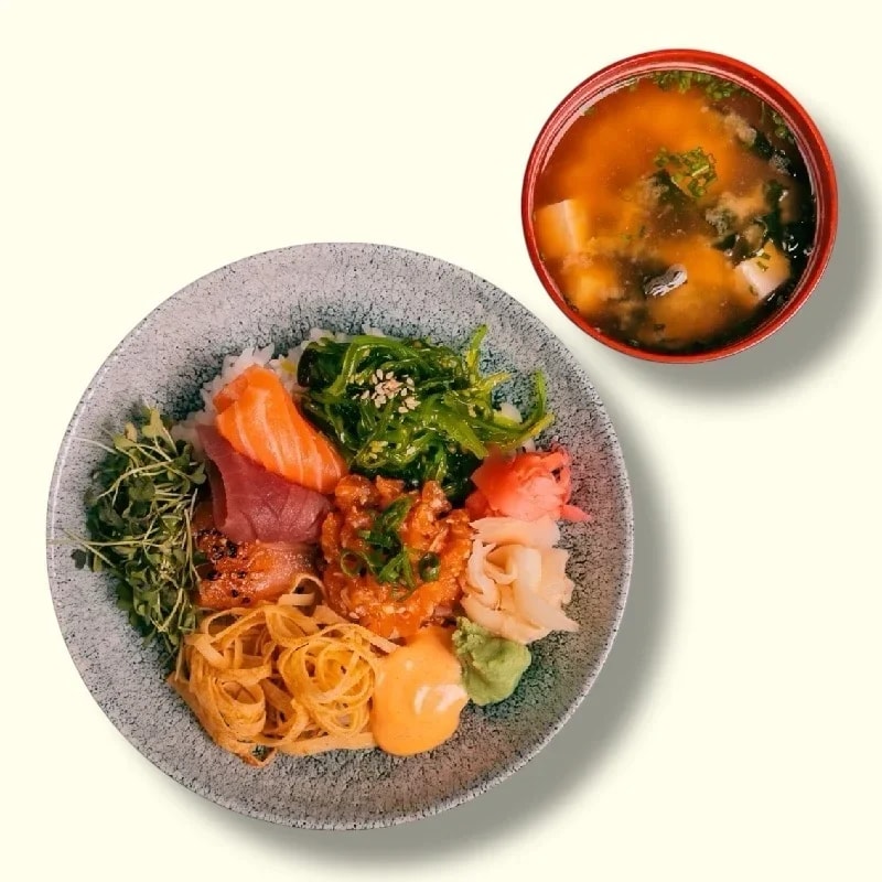 LUNCH 8